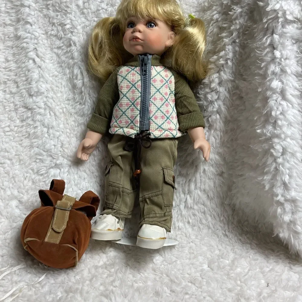 New in Box Duck House Heirloom Porcelain Doll Marlee 16” dress up for ad… - Picture 5 of 11